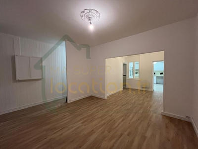 Maison - 84 m² - 5 pièces