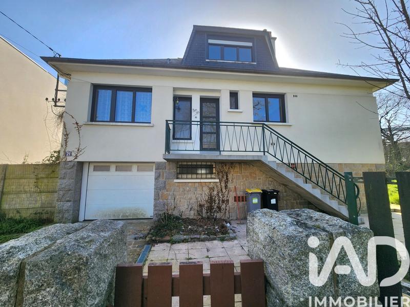 Maison - 170 m² - 8 pièces