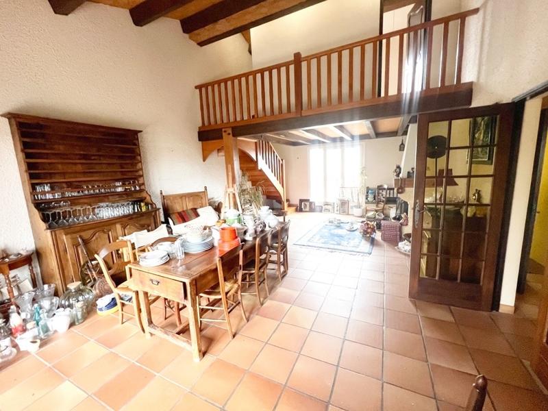 Maison - 130 m² - 4 pièces