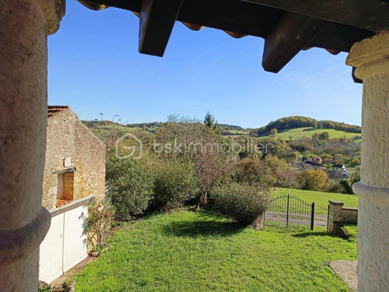 Maison traditionnelle - 114 m² - 4 pièces