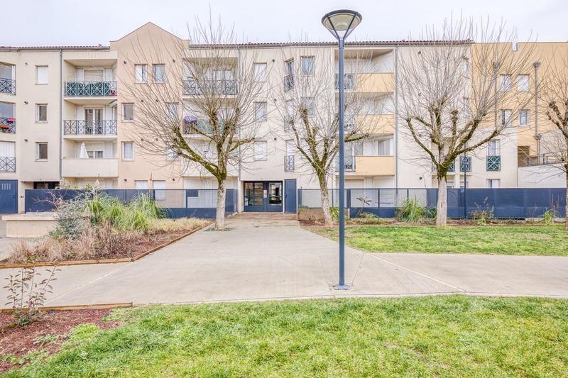 Appartement - 79 m² - 4 pièces