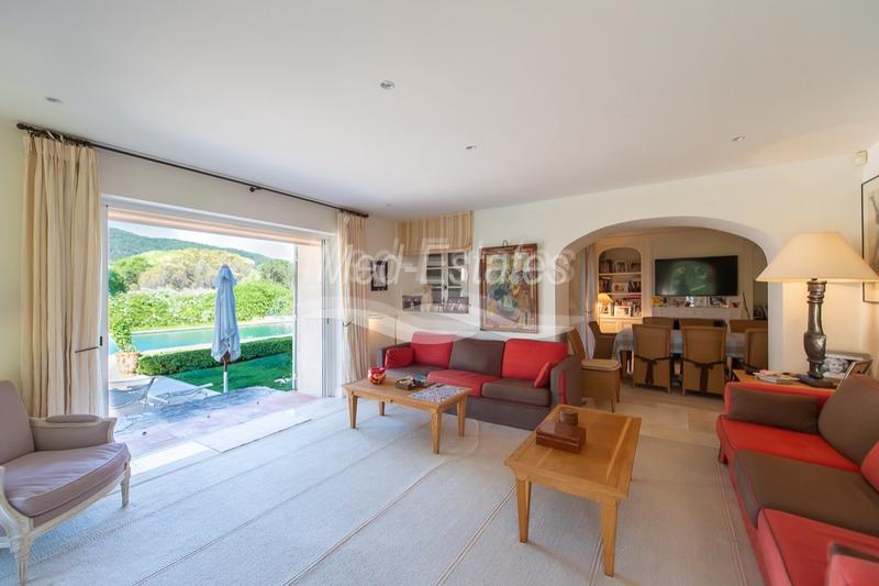 Propriété - 438 m² - 18 pièces