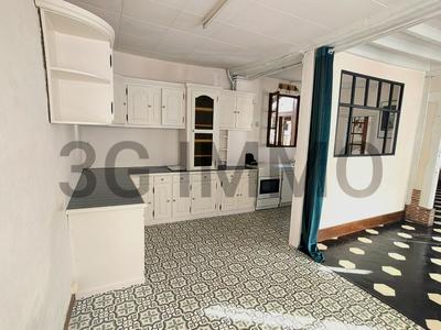 Maison - 101 m² - 5 pièces