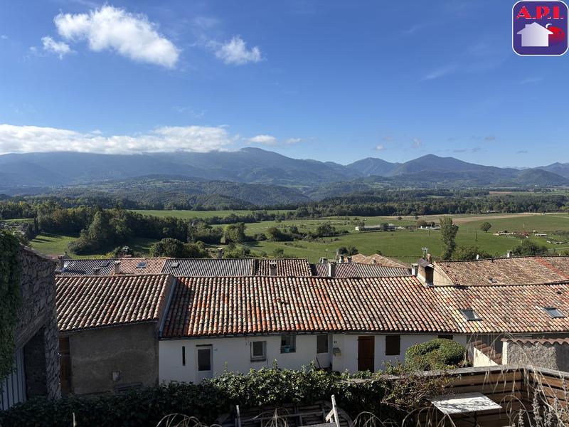 Maison - 102 m² - 5 pièces