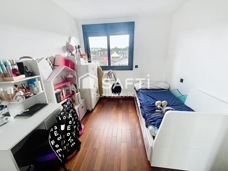 Maison - 140 m² - 7 pièces