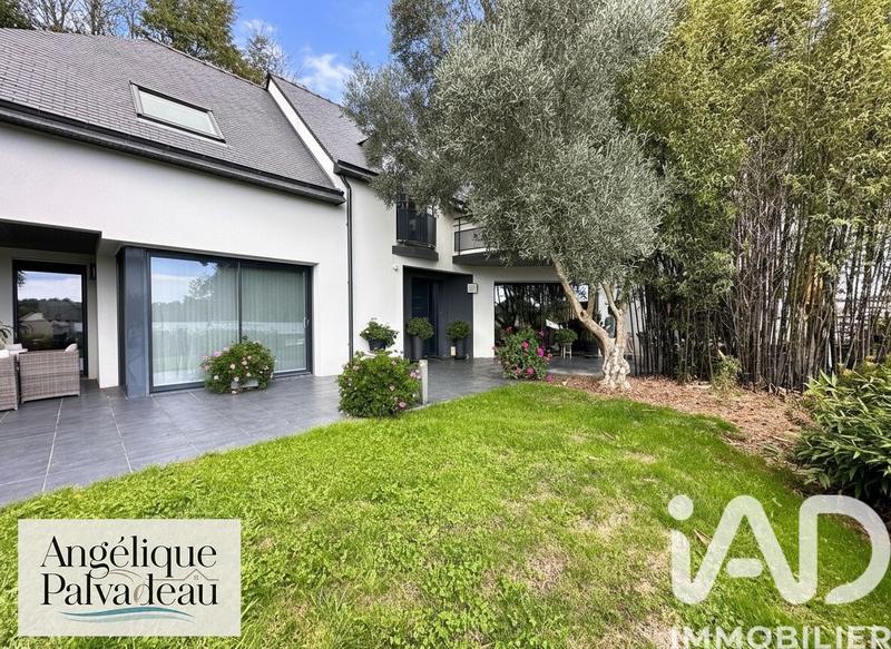 Maison - 217 m² - 7 pièces