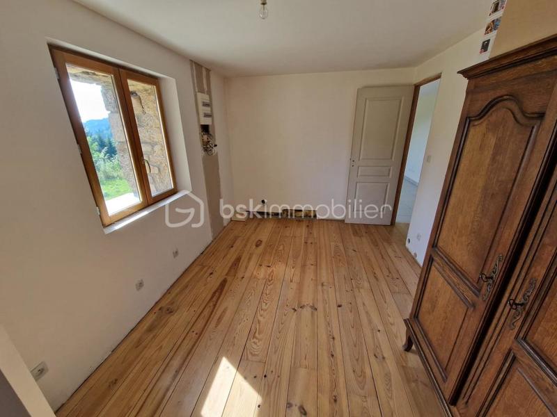 Maison - 214 m² - 8 pièces