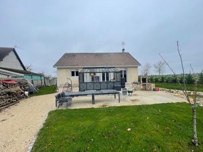 Maison - 96 m² - 4 pièces