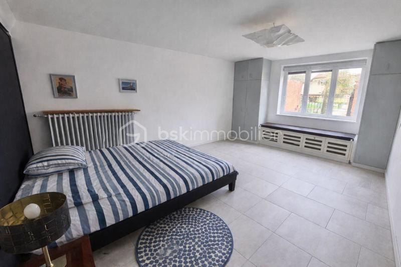 Maison - 176 m² - 8 pièces