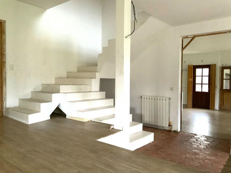 Maison - 260 m² - 6 pièces