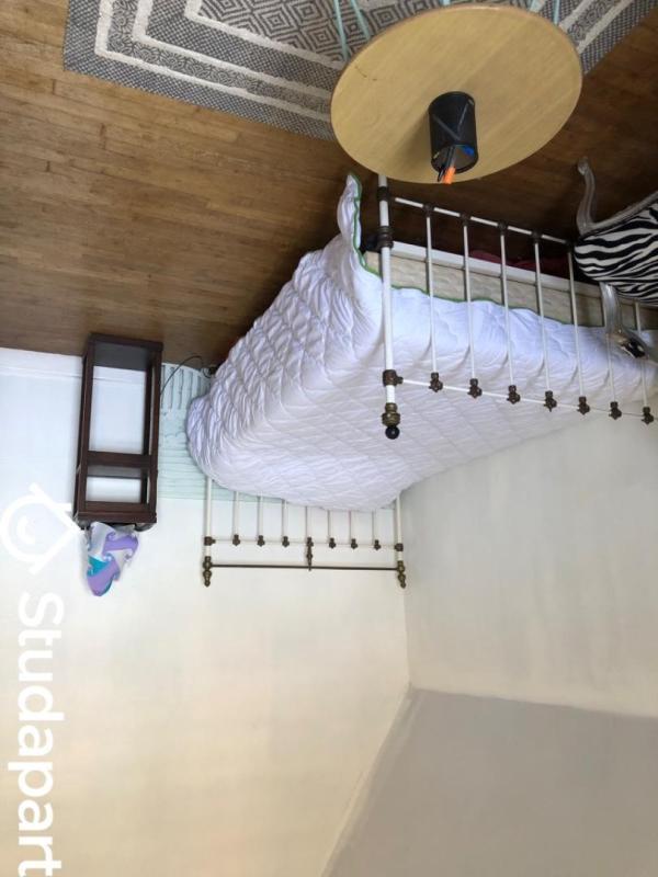 Chambre - 15 m² - 1 pièce