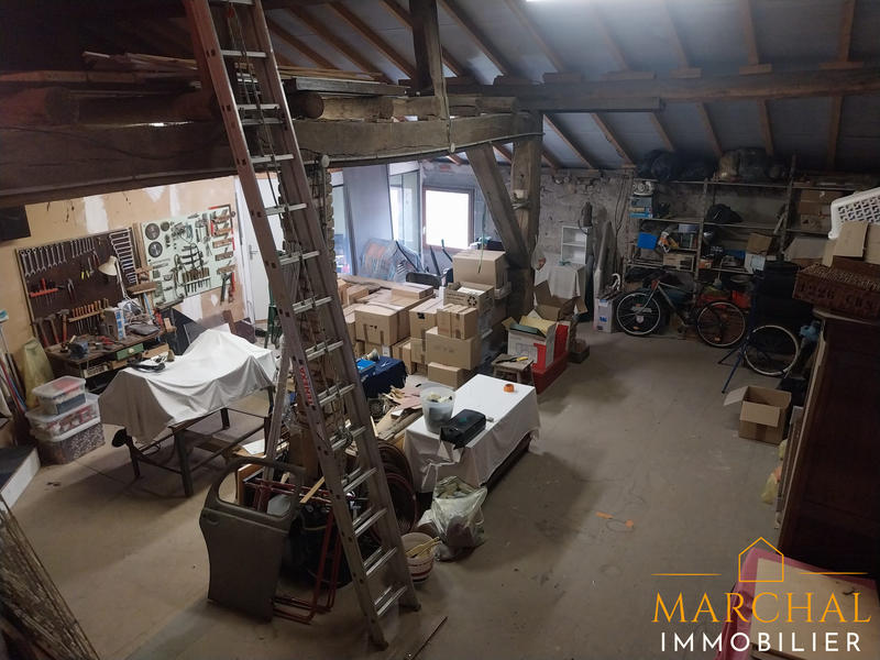 Maison - 207 m² - 7 pièces