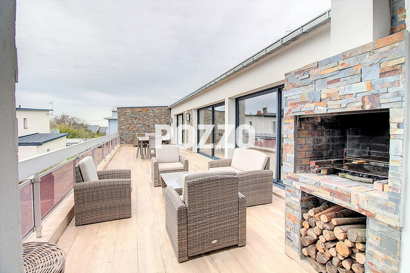 Maison - 286 m² - 7 pièces