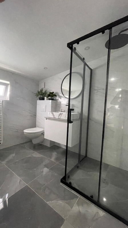 Maison - 234 m² - 10 pièces