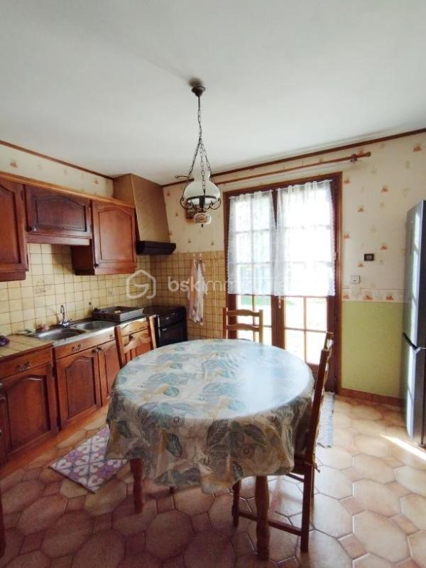 Maison traditionnelle - 170 m² - 7 pièces