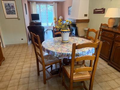 Maison - 89 m² - 7 pièces