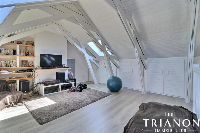 Maison - 157 m² - 8 pièces