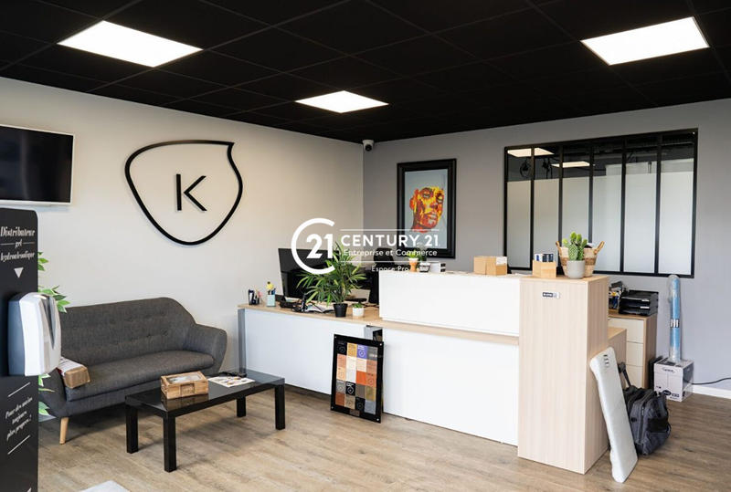 Local d'activités - 470 m²