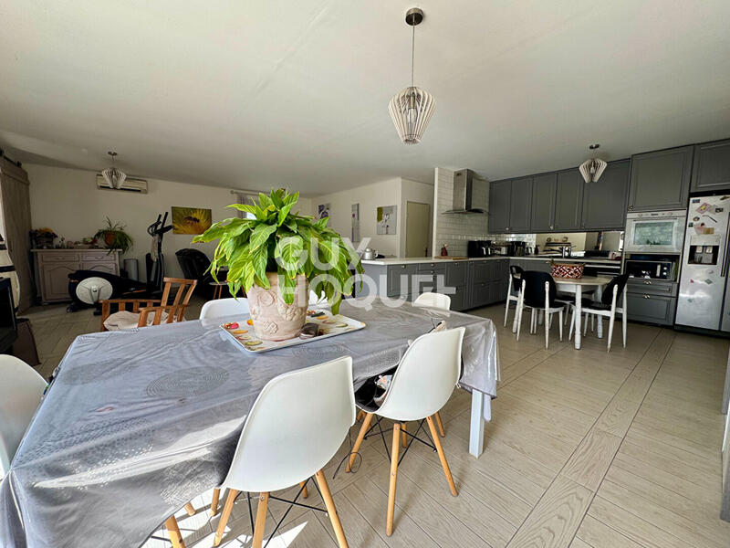 Maison - 126 m² - 5 pièces