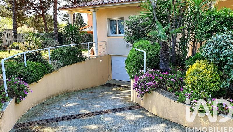 Maison - 257 m² - 6 pièces