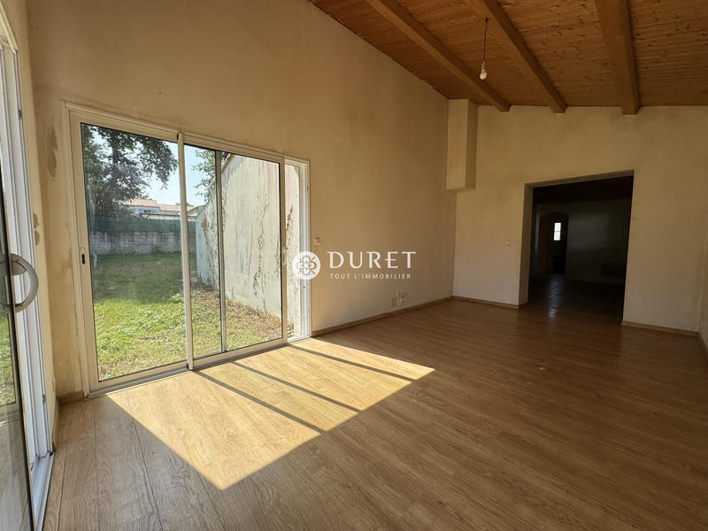 Maison - 110 m² - 4 pièces