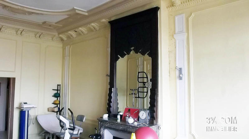 Loft - 122 m² - 6 pièces