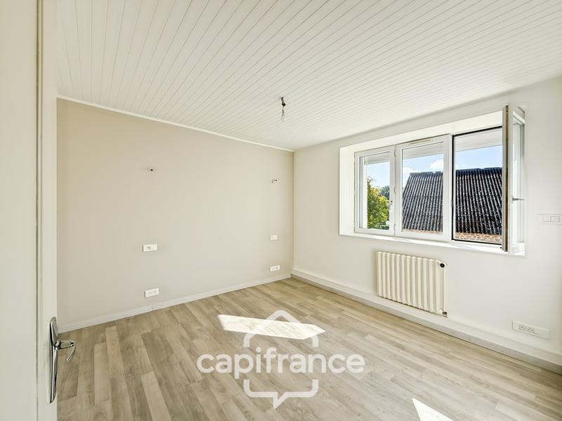 Maison - 193 m² - 9 pièces