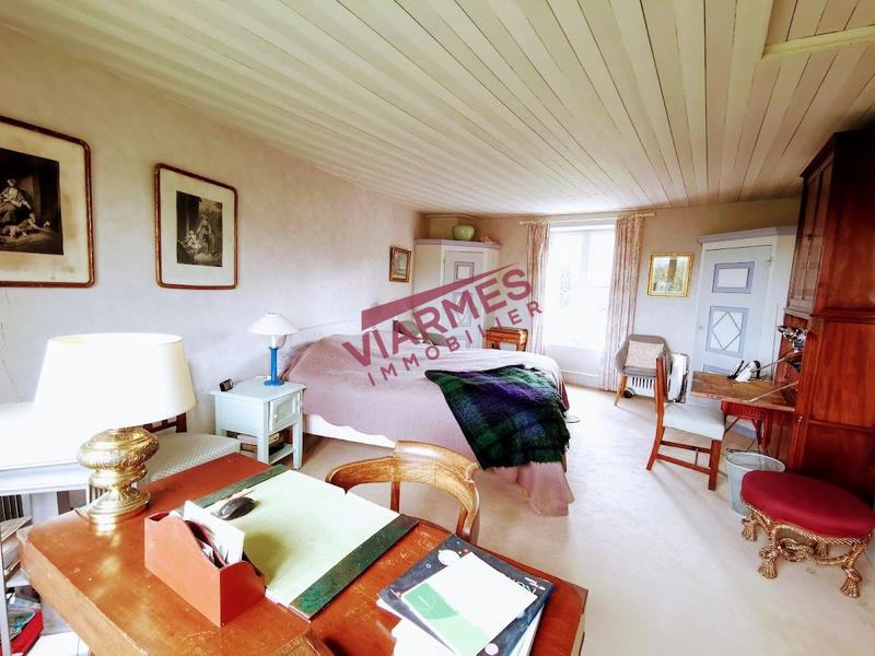 Maison - 180 m² - 6 pièces