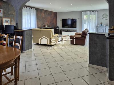 Maison - 150 m² - 6 pièces