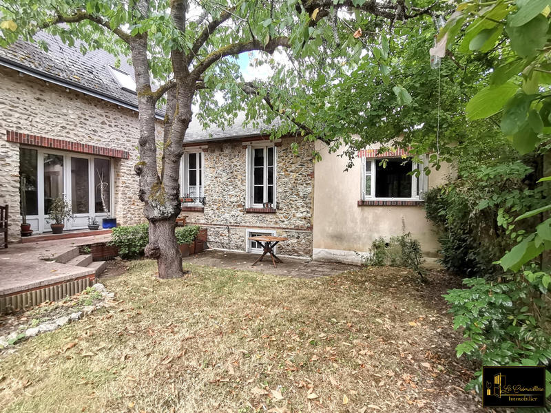 Maison ancienne - 227 m² - 8 pièces