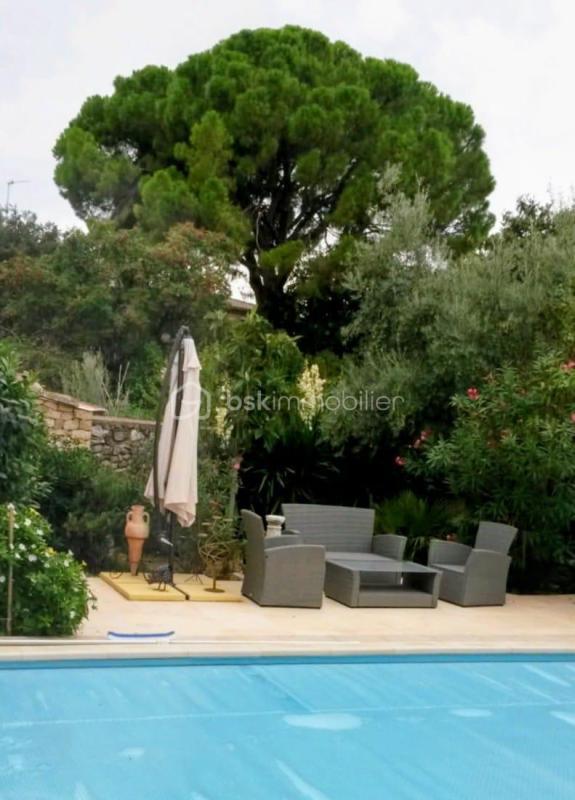 Propriété - 170 m² - 5 pièces