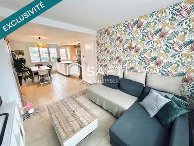 Maison - 79 m² - 6 pièces