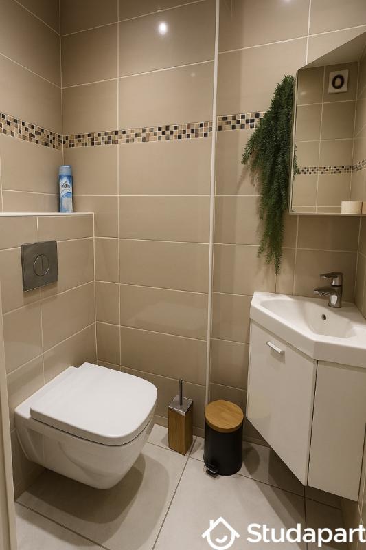 Chambre - 12 m² - 1 pièce