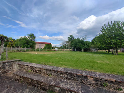 Maison - 176 m² - 9 pièces