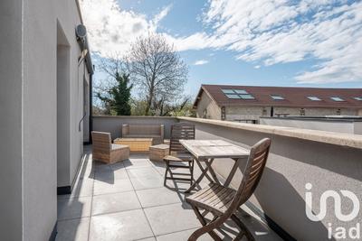 Maison - 104 m² - 4 pièces