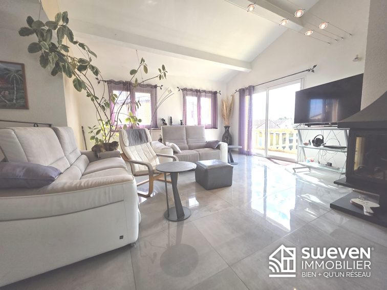 Maison - 175 m² - 8 pièces