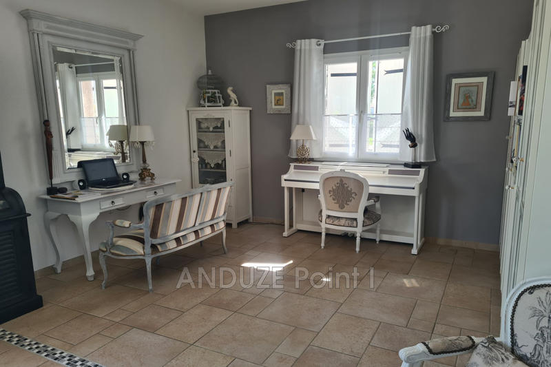 Maison - 194 m² - 8 pièces