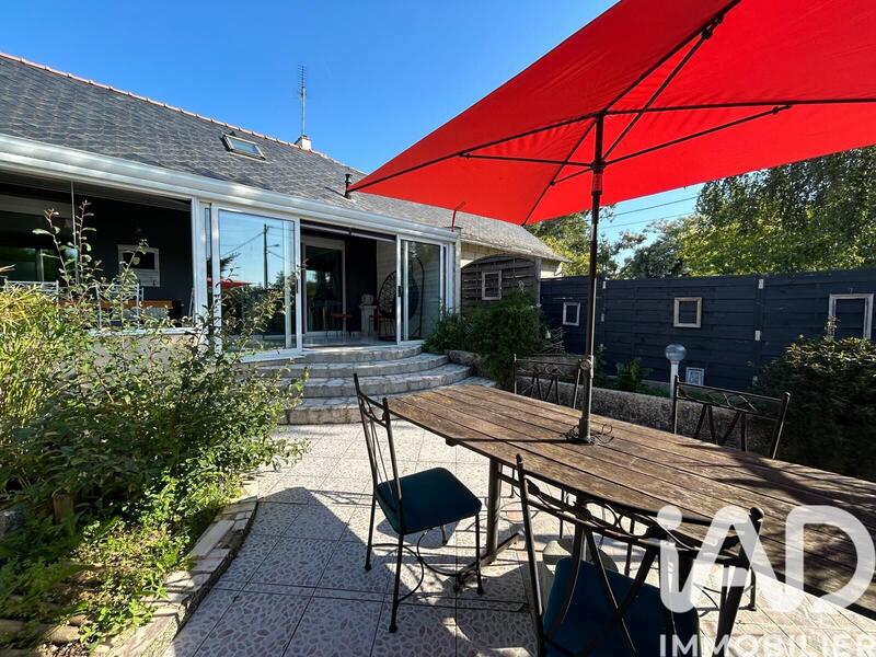 Maison - 95 m² - 5 pièces