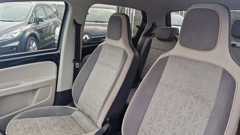 Volkswagen Up! 1.0 60 Up! Beats Audio