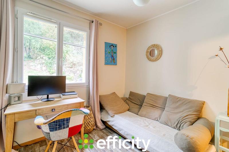 Villa - 90 m² - 5 pièces