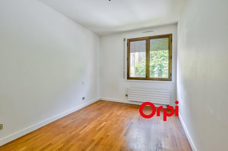 Appartement - 99 m² - 4 pièces