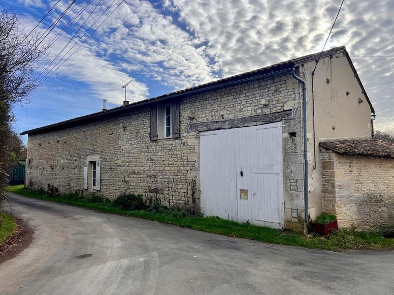 Maison - 204 m² - 6 pièces