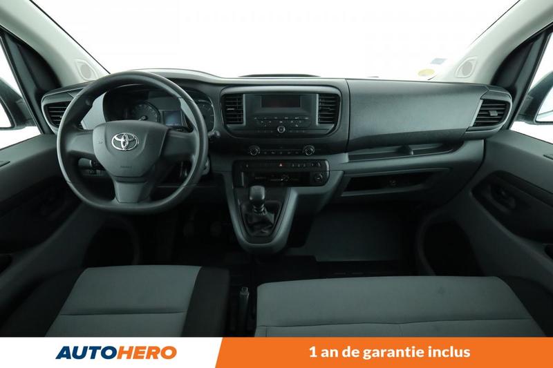 Toyota Proace Combi Compact 1.5 d-4d Dynamic 9pl 120 ch