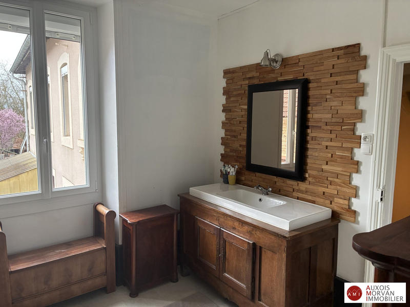 Maison ancienne - 235 m² - 12 pièces