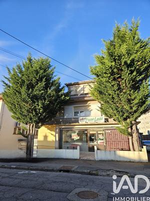 Maison - 260 m² - 5 pièces