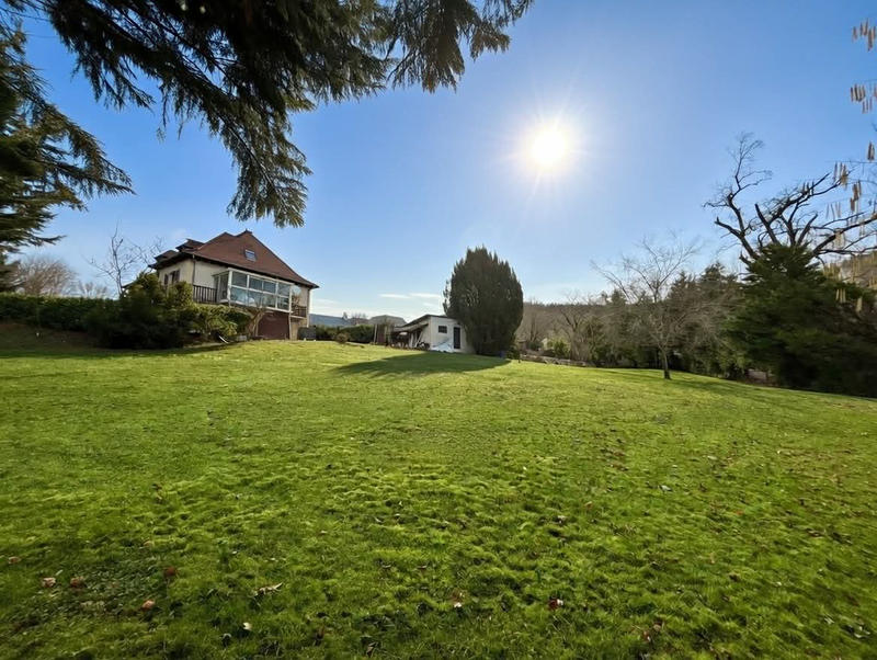 Maison - 190 m² - 6 pièces