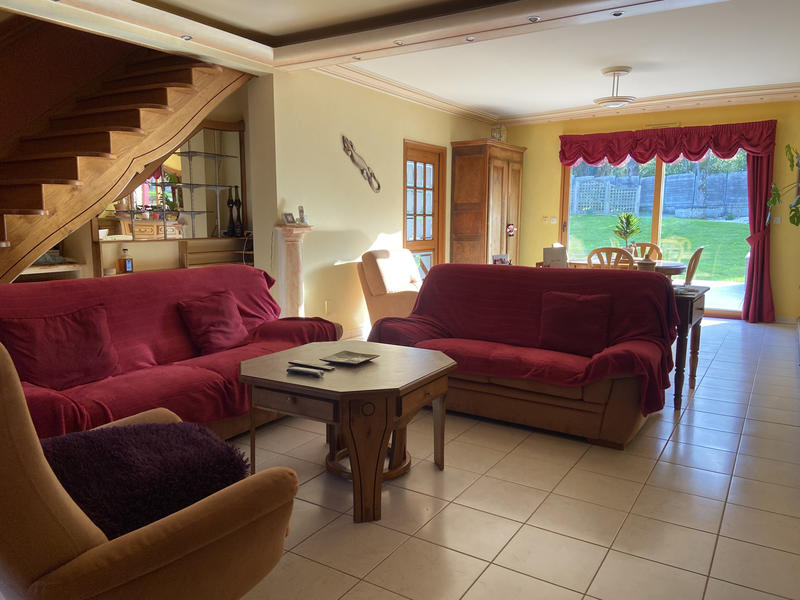 Propriété - 246 m² - 10 pièces