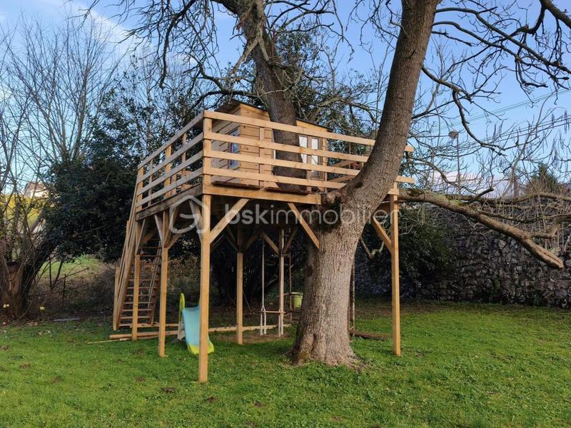 Maison - 160 m² - 6 pièces