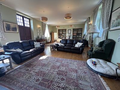 Maison ancienne - 285 m² - 8 pièces