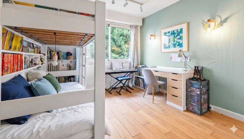 Appartement - 104 m² - 5 pièces